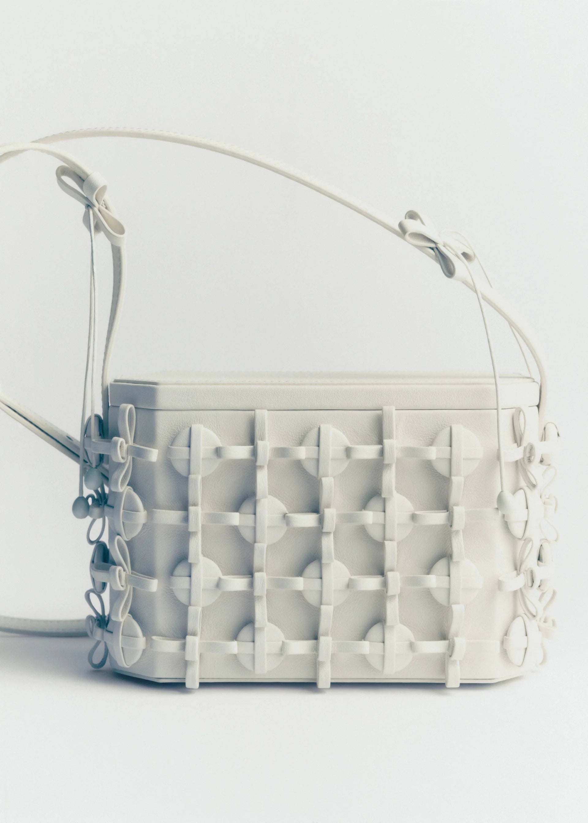 Button and Bow Gift Box Bag